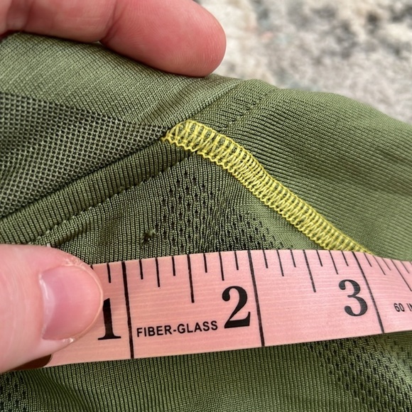 Men’s lululemon Tee - Picture 14 of 14